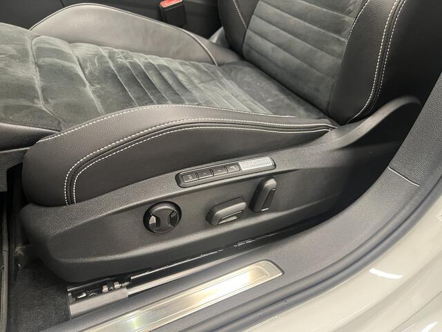 Volkswagen PASSAT Variant 1.4 TSI PHEV GTE Business | FULL OPTION | PANO | TREKHAAK | STANDKACHEL | ACC | KEYLESS |
