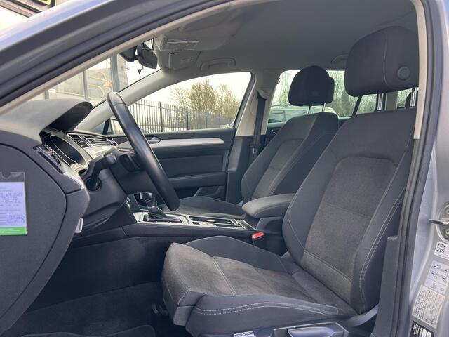 Volkswagen PASSAT Variant 1.5 TSI Comfortline Business Automaat,2e Eigenaar,Navi,Pdc V+A,Trekhaak,Clima,Cruise,150pk,LMV,Apk tot 12-2026
