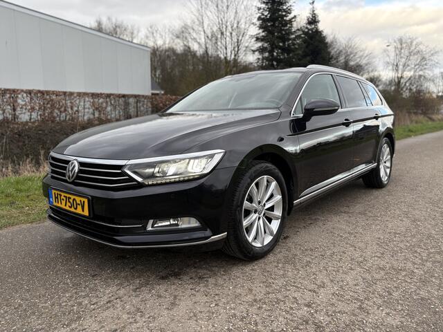 Volkswagen PASSAT Variant 1.4 TSI ACT Highline / NAVI / AIRCO / CRUISE / STOELVERWARMING