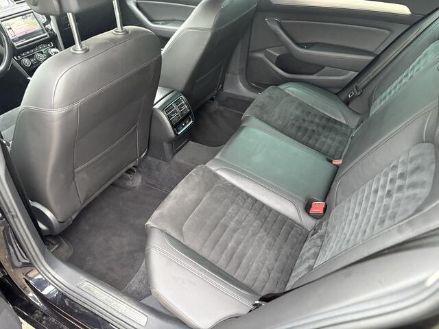 Volkswagen PASSAT Variant 1.4 TSI ACT Highline / NAVI / AIRCO / CRUISE / STOELVERWARMING