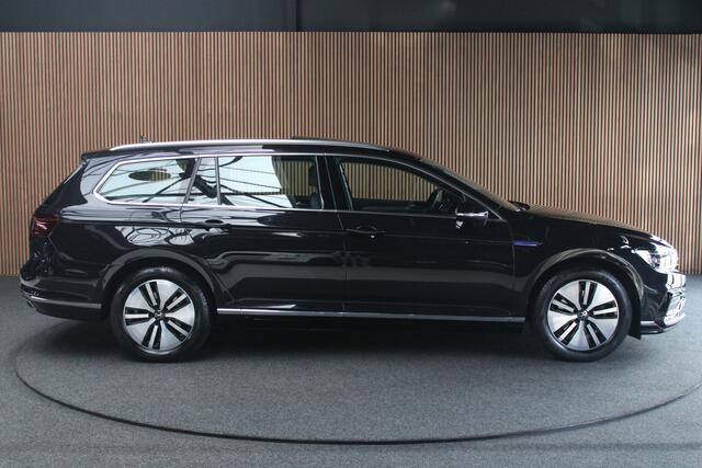 Volkswagen PASSAT Variant 1.4 TSI PHEV GTE Navi Leer Camera Massage PDC Elektr. achterklep LM velgen BTW auto