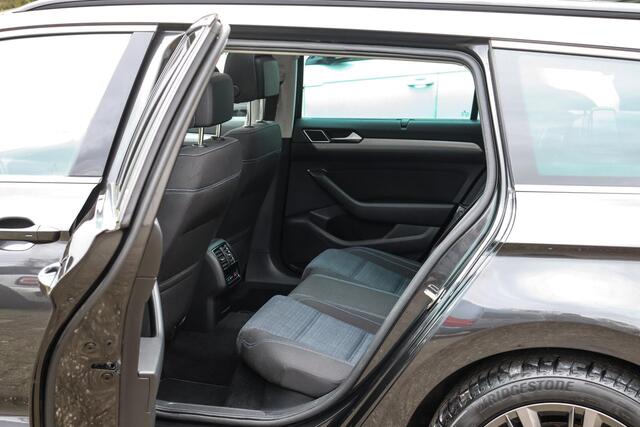 Volkswagen PASSAT Variant 1.4 TSI PHEV GTE Business Trekhaak/HUD/Dynaudio/Pano/standkachel