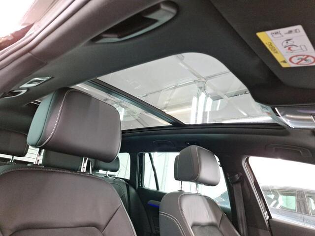 Volkswagen PASSAT Variant 1.4 TSI DSG6 GTE | Wordt verwacht | Trekhaak | Pano | Elec. achterklep |