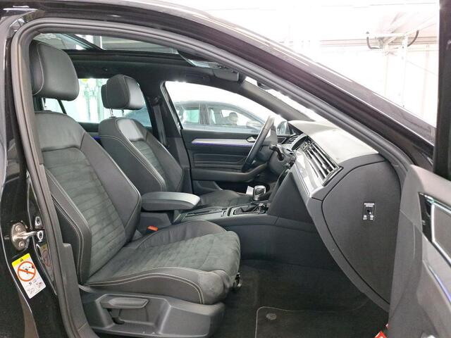 Volkswagen PASSAT Variant 1.4 TSI DSG6 GTE | Wordt verwacht | Trekhaak | Pano | Elec. achterklep |