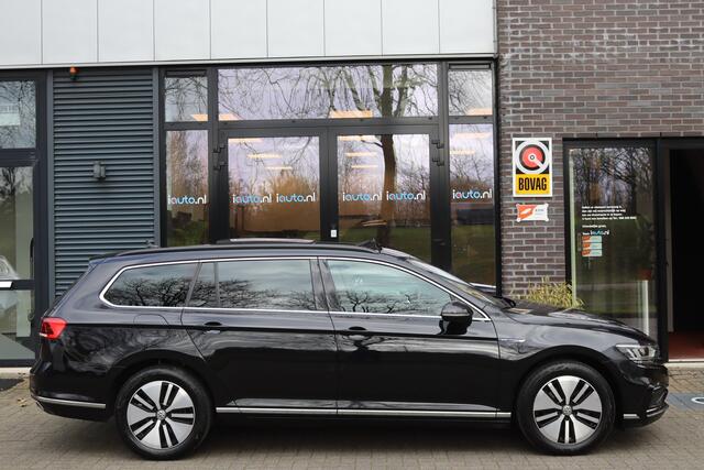 Volkswagen PASSAT Variant 1.4 TSI PHEV GTE Pano/Nappa Leder/Camera/Navi Pro/Virtual Cockpit/Trekhaak wegkl.