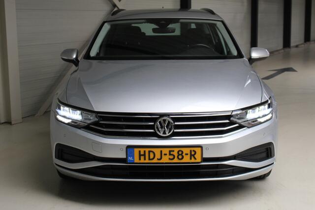 Volkswagen PASSAT Variant 1.5 TSI Business DSG 150PK Navigatie | Stoelverwarming | PDC | Camera | Dealeronderhouden
