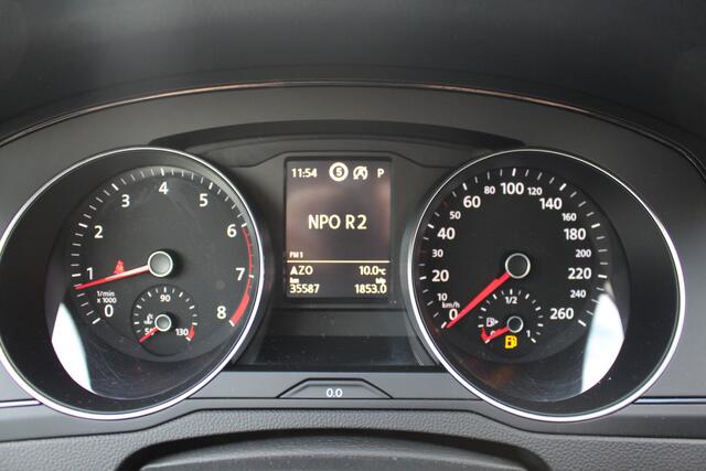 Volkswagen PASSAT Variant 1.5 TSI Business DSG 150PK Navigatie | Stoelverwarming | PDC | Camera | Dealeronderhouden