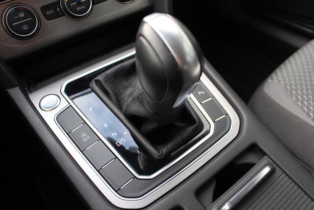 Volkswagen PASSAT Variant 1.5 TSI Business DSG 150PK Navigatie | Stoelverwarming | PDC | Camera | Dealeronderhouden