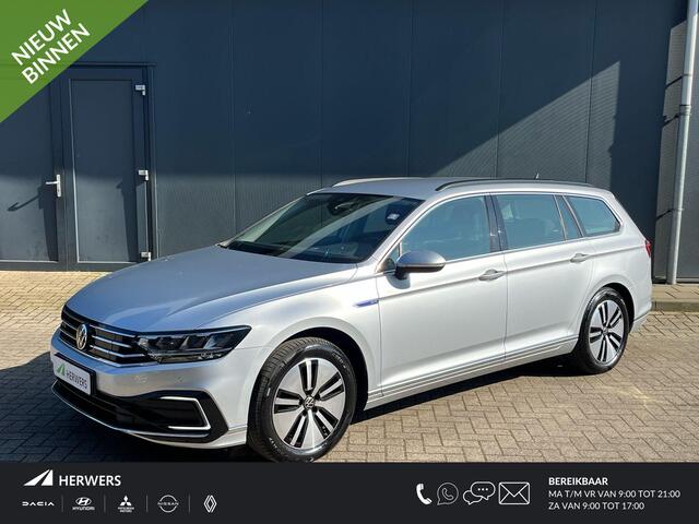 Volkswagen PASSAT Variant 1.4 TSI PHEV GTE Business Automaat / Navigatie / Winterset Meerprijs ¤499,-