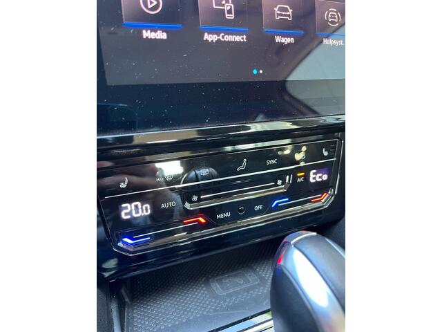 Volkswagen PASSAT Variant 1.4 TSI PHEV GTE Business Automaat / Navigatie / Winterset Meerprijs ¤499,-