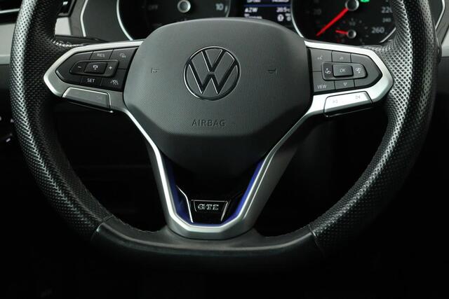 Volkswagen PASSAT 1.4 TSI GTE | Standkachel | Adaptive cruise | Stoelverwarming | Camera | Matrix LED | Carplay | Side Assist | Massage | PDC | Na