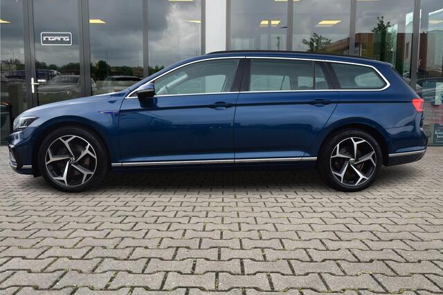 Volkswagen PASSAT Variant 1.4 TSI PHEV GTE | Pano | Head-Up | 18 Inch |
