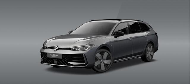 Volkswagen PASSAT Variant 1.5 eHybrid 272 PK R-Line Edition | Trekhaak | Panoramadak | harman / kardon | Black Style |