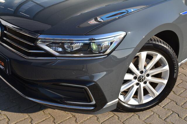 Volkswagen PASSAT 1.4 TSI PHEV GTE | Trekhaak | Camera | ACC | Virtueel |