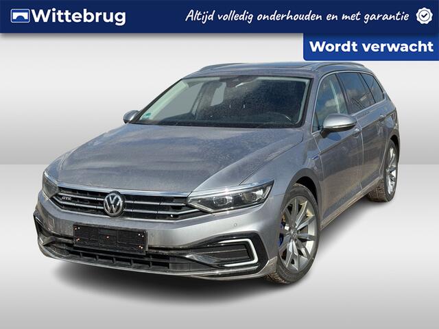 Volkswagen PASSAT Variant 1.4 TSI PHEV 218PK GTE Business / Panoramadak / Digitale Cockpit / LED Matrix / Stoelverwarming V+A / Head-Up Display / Achteruitrijcamera