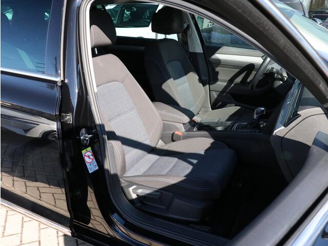 Volkswagen PASSAT 1.4 TSI PHEV GTE Business I Navi I Keyless I Digitale cockpit