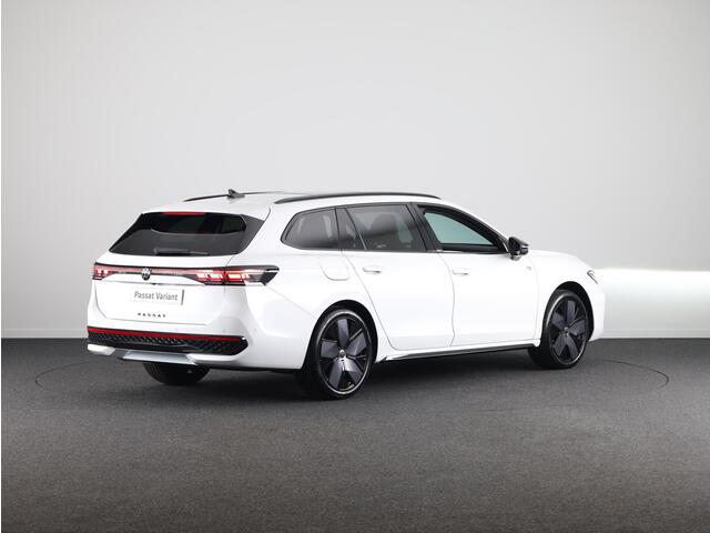 Volkswagen PASSAT Variant R-Line Business 1.5 110 kW / 150 pk eTSI Variant 7 versn. DSG