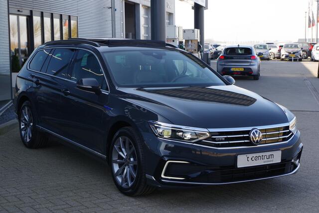 Volkswagen PASSAT Variant 1.4 TSI 218 PK PHEV GTE Business, Leder, Panoramadak, Trekhaak, 4 x Stoelverwarming