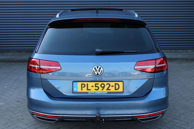 Volkswagen PASSAT Variant 1.6 TDI Highline Business R Line Panoramadak Virtual-Cockpit Trekhaak NAP