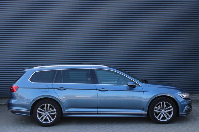Volkswagen PASSAT Variant 1.6 TDI Highline Business R Line Panoramadak Virtual-Cockpit Trekhaak NAP
