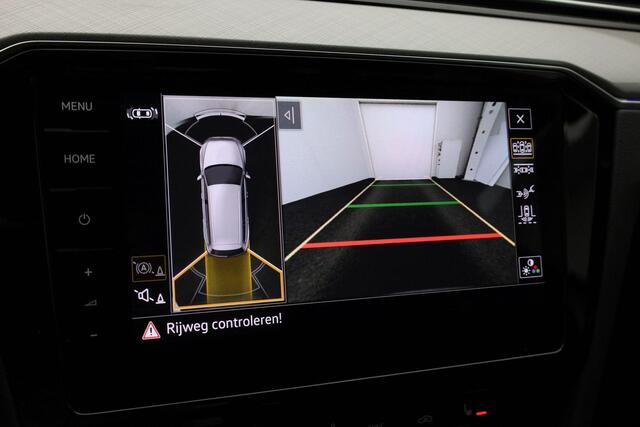 Volkswagen PASSAT Variant 1.4 TSI 218 pk DSG PHEV GTE Business | Panoramadak | Trekhaak | Navigatie Discover Pro | Rondomzicht camera | IQ Light | Stuur-/stoelverwarming