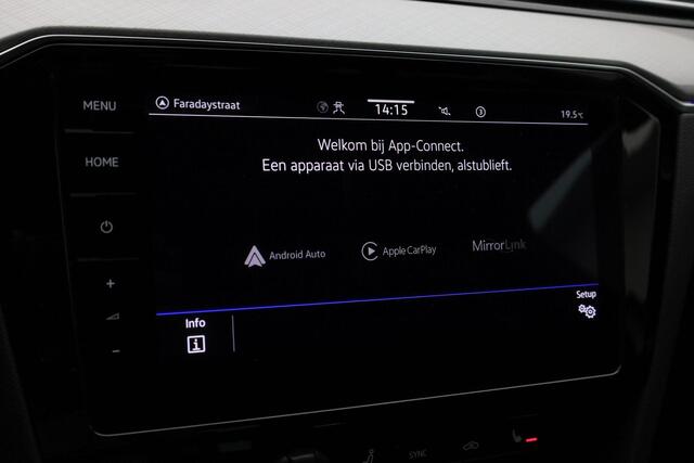 Volkswagen PASSAT Variant 1.4 TSI 218 pk DSG PHEV GTE Business | Panoramadak | Trekhaak | Navigatie Discover Pro | Rondomzicht camera | IQ Light | Stuur-/stoelverwarming