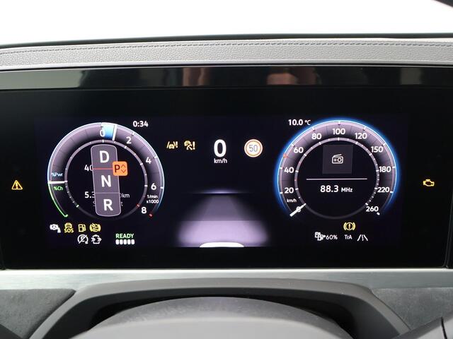 Volkswagen PASSAT Variant R-Line-Edition 1.5 eHybrid 150 kW / 204 pk Variant 6 versn. DSG | Assistance plus pakket | Trekhaak wegklapbaar | Harman Kardon |