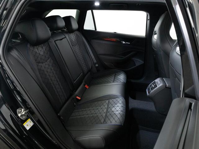 Volkswagen PASSAT Variant R-Line-Edition 1.5 eHybrid 204 PK | Panoramadak | Trekhaak | Stuur & stoelverwarming | Black Style |