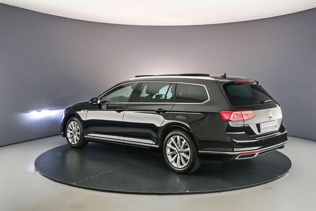Volkswagen PASSAT Variant GTE Business 1.4 TSI eHybrid 218pk DSG Automaat Trekhaak, Panoramadak, LED matrix koplampen, Adaptive cruise control, Navigatie, Achteruitrijcamera
