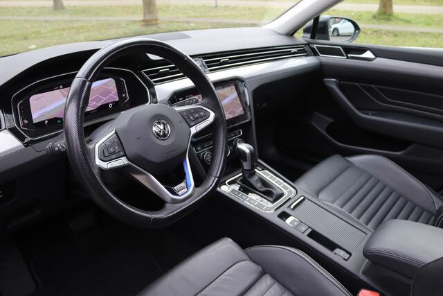 Volkswagen PASSAT Variant 1.4 TSI PHEV GTE Pano/IQ.Light/Nappa Leder/Keyless/Camera/Navi Pro/Virtual Cockpit/Head-up/Trekhaak wegkl.