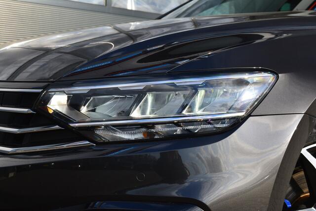 Volkswagen PASSAT Variant 1.4 TSI PHEV GTE | Virtual Cockpit | 18 Inch | Alcantara |