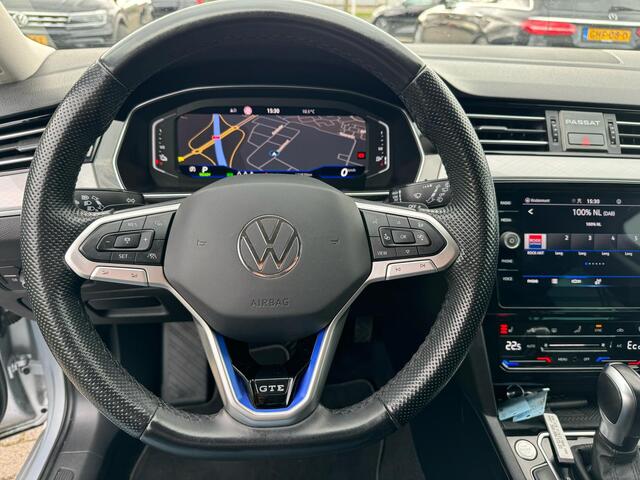 Volkswagen PASSAT Variant 1.4 TSI PHEV GTE Business virtual cockpit, navi, massage stoel, pdc