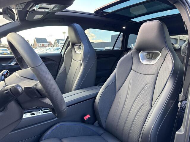 Volkswagen PASSAT Variant 1.5 eHybrid R-Line PHEV | R-Line Black | 272Pk | Leder | Trekhaak | Pano Dak | LED Matrix |