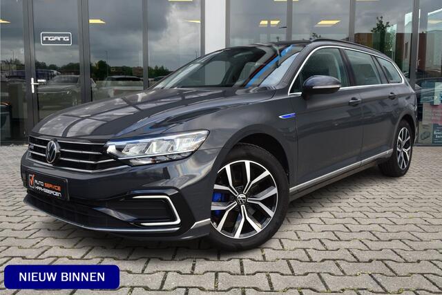 Volkswagen PASSAT Variant 1.4 TSI PHEV GTE | Pano | Camera | Trekhaak |