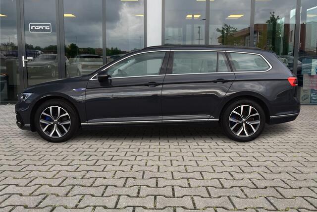 Volkswagen PASSAT Variant 1.4 TSI PHEV GTE | Pano | Camera | Trekhaak |