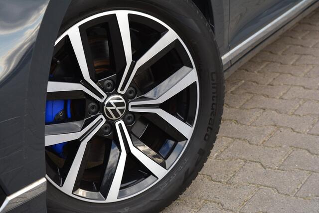 Volkswagen PASSAT Variant 1.4 TSI PHEV GTE | Pano | Camera | Trekhaak |