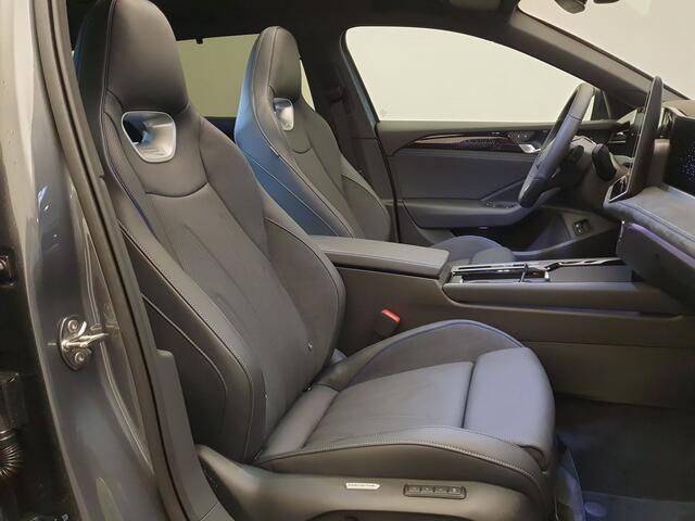 Volkswagen PASSAT Variant 1.5 eHybrid 272pk DSG/AUT R-Line Wegklapbare trekhaak, Panoramadak, Leder