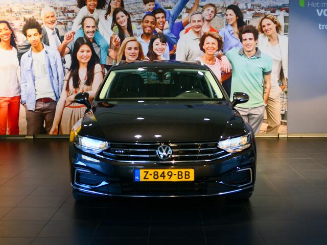 Volkswagen PASSAT Variant 1.4 TSI PHEV GTE Business - Camera, elektrische kofferbakklep, adaptive cruise