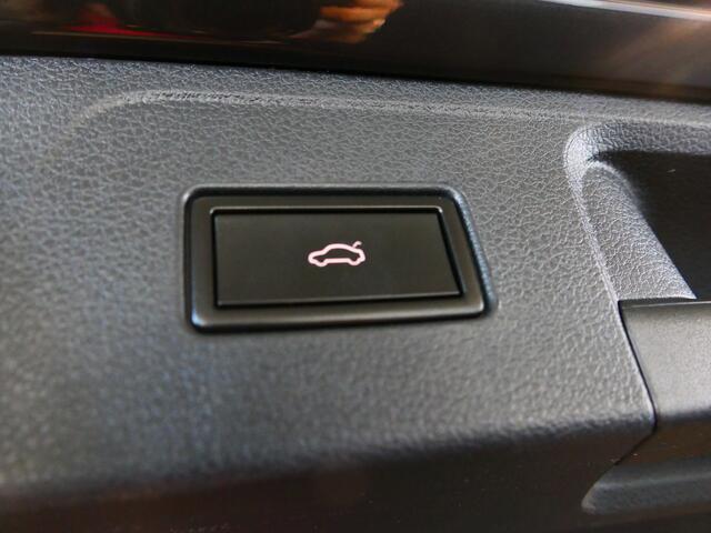 Volkswagen PASSAT Variant 1.4 TSI PHEV GTE Business - Camera, elektrische kofferbakklep, adaptive cruise