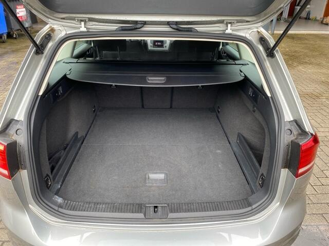 Volkswagen PASSAT 1.4 TSI 150PK COMFORTLINE NAVI/ACC/STOELVERW/PDC