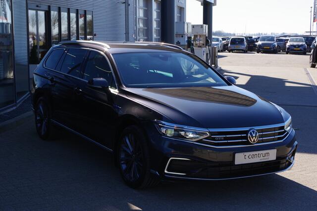 Volkswagen PASSAT Variant 1.4 TSI PHEV GTE 218 PK BNS, Adap. LED, Leder-Alcantara, Trekhaak, Digitale Cockpit