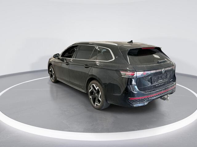 Volkswagen PASSAT Variant 1.5 eHybrid 272pk DSG R-Line Edition · Keyless · Massage · Camera · Elek. trekhaak · Elek. Achterklep · 18'' Inch ·
