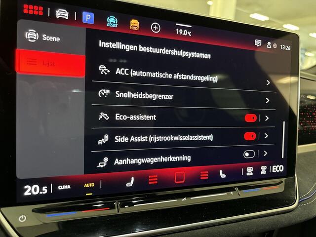 Volkswagen PASSAT Variant 1.5 eHybrid 272pk DSG R-Line Edition · Keyless · Massage · Camera · Elek. trekhaak · Elek. Achterklep · 18'' Inch ·