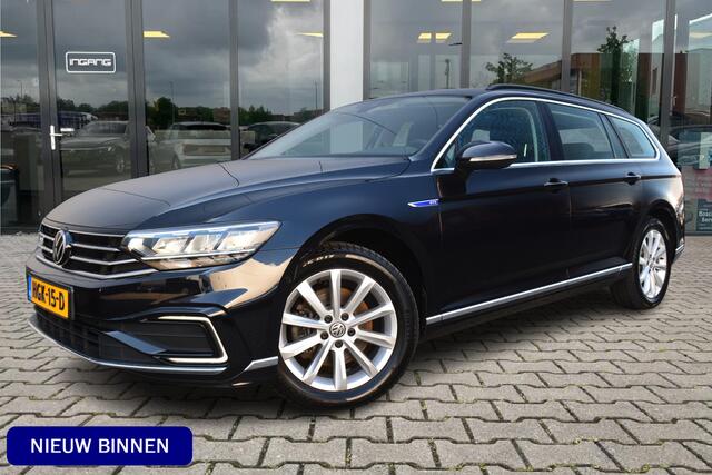 Volkswagen PASSAT Variant 1.4 TSI PHEV GTE | ACC | Camera | Stoel Verwarming |
