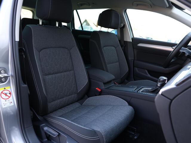 Volkswagen PASSAT 1.4 TSI PHEV GTE Business 218pk DSG | LED | Navigatie | Head up display | Side assist | Stoelverwarming | Camera |