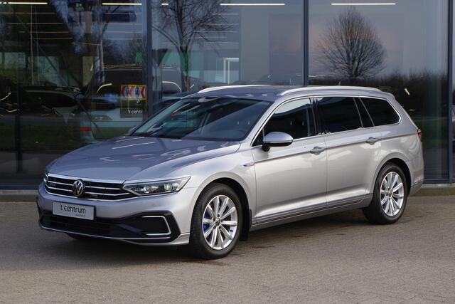 Volkswagen PASSAT Variant 1.4 TSI PHEV GTE 218 PK Business, Elek. Trekhaak, Leder-Alcantara, Digitale Cockpit