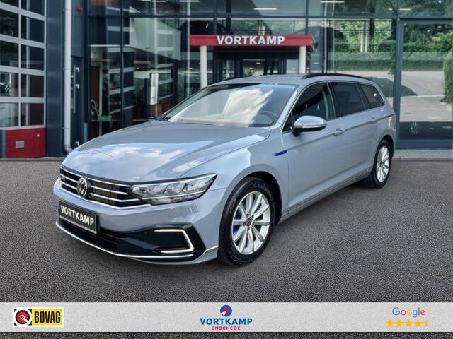 Volkswagen PASSAT 1.4 TSI DSG GTE TREKHAAK/CAMERA/NAVI/ACC/STOELVERW