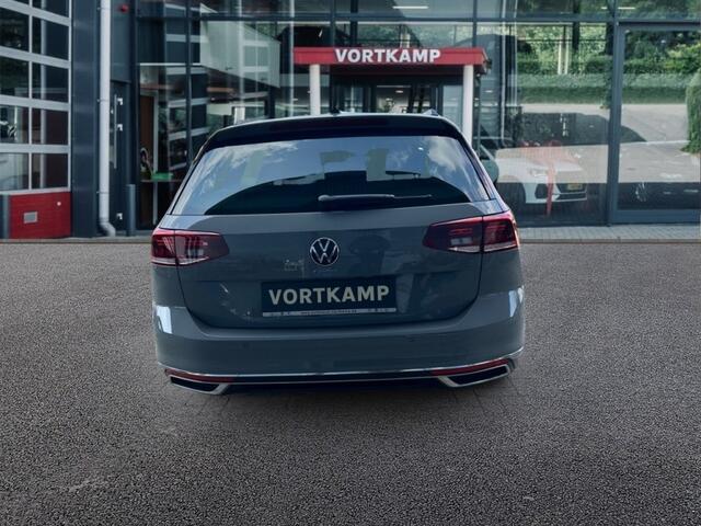 Volkswagen PASSAT 1.4 TSI DSG GTE TREKHAAK/CAMERA/NAVI/ACC/STOELVERW