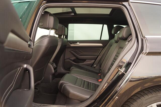 Volkswagen PASSAT Variant 2.0 TSI 190pk DSG R-Line Elegance -PANO-LEER-