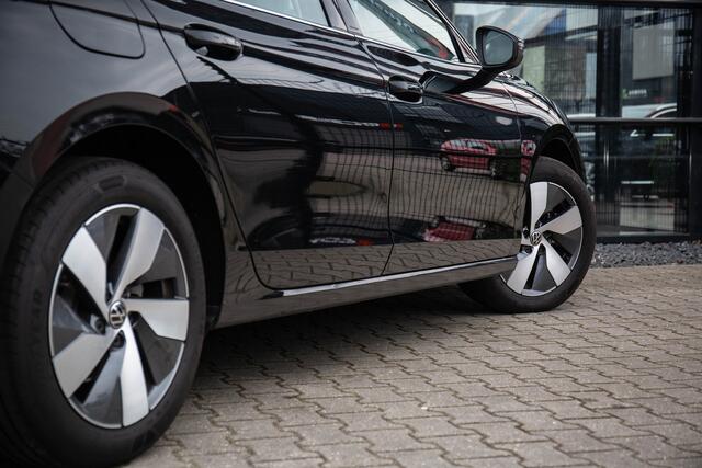 Volkswagen PASSAT Variant 1.5 TSI Business , Adap. cruise, Trekhaak, Stuur/stoelverwarming,